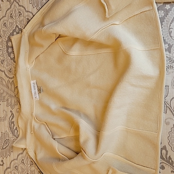 Vintage Victoria Harbour Wool Coat - Picture 6 of 13